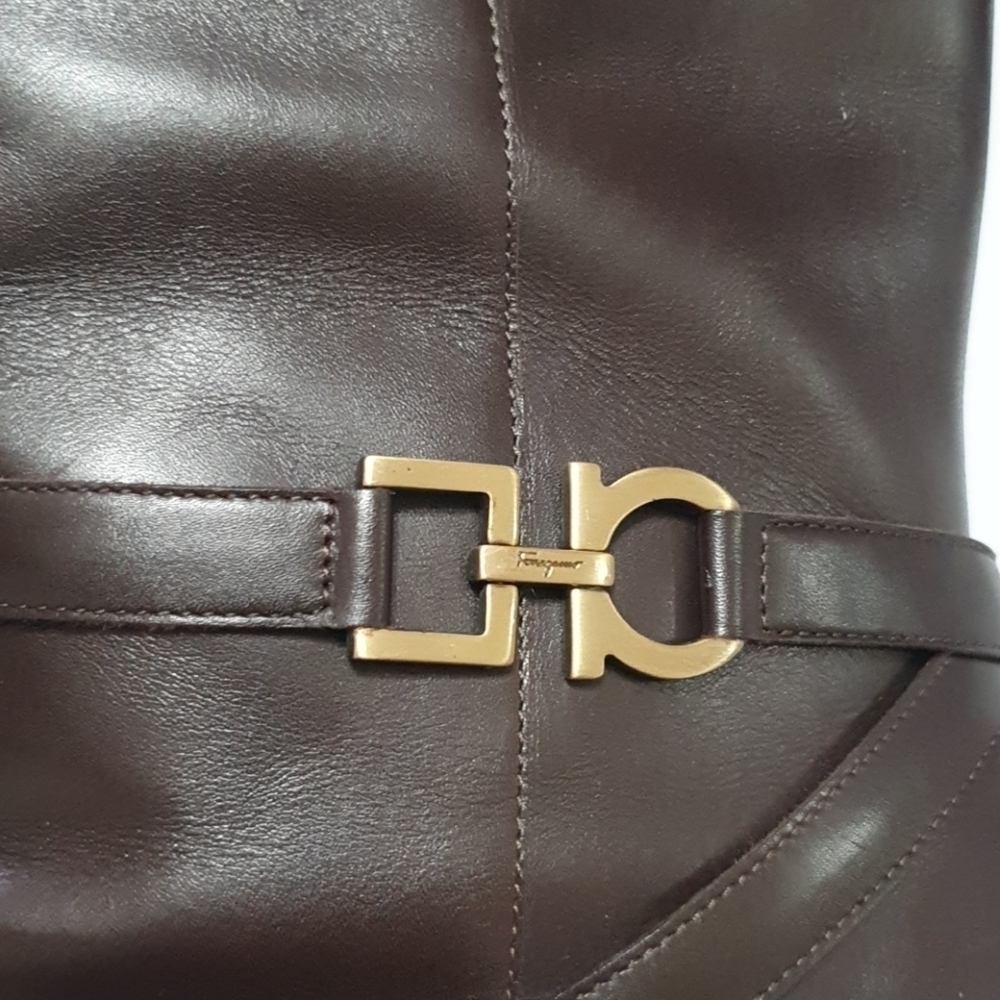 Salvatore Ferragamo Logo detaild leather boots - Picture 6 of 8